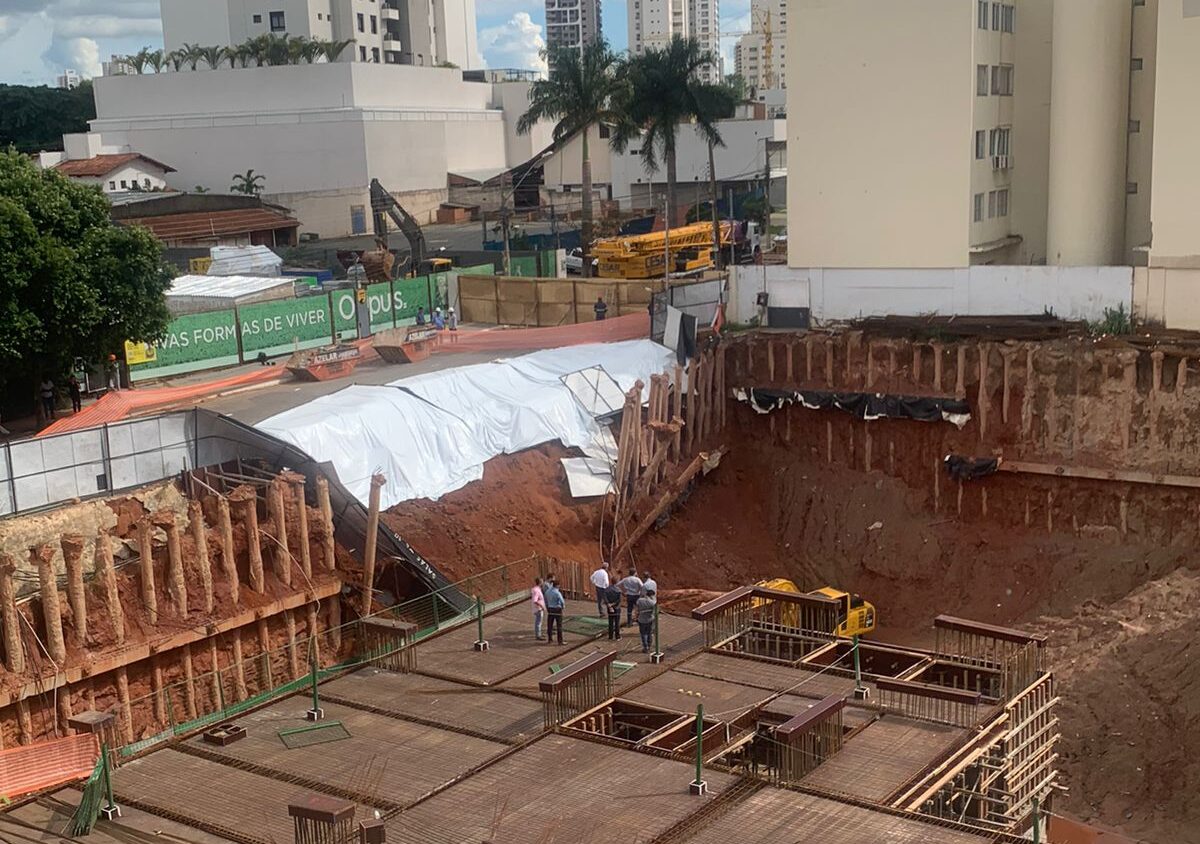 Desmoronamento de obras no Setor Marista, em Goiânia | Foto: Marco Túlio/Jornal Opção