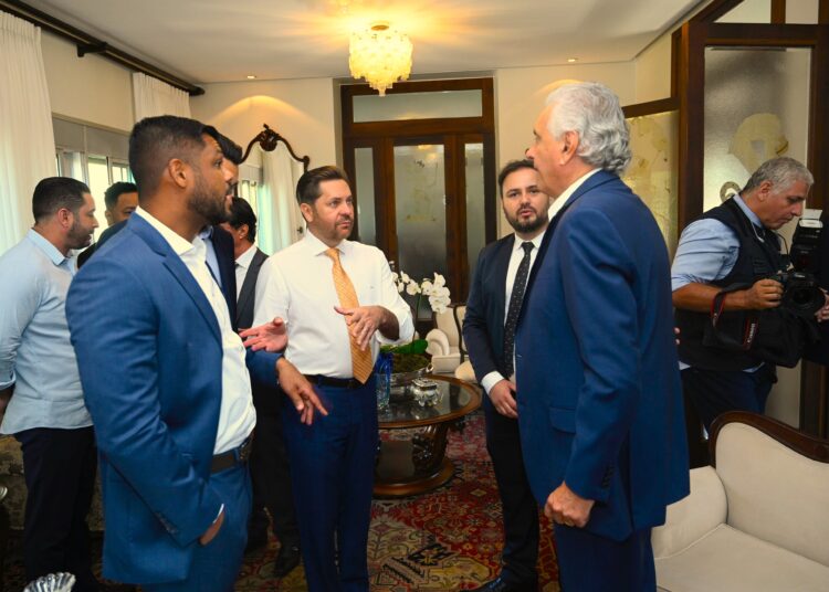 Policarpo, Bruno Peixoto e Caiado | Foto: divulgação