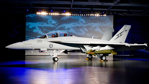 Boeing FA-18 Super Hornet com as cores da Real Força Aérea Australiana