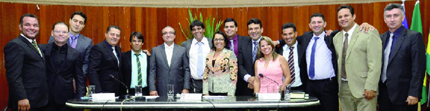 artigo_jose maria e silva.qxd