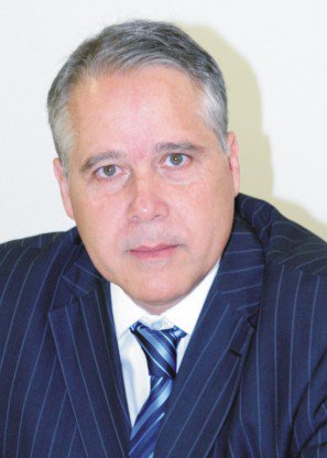 Luciano Pedroso, foi contenado pelo TJGO por ficar com salários de assessores de gabinete | Imagem: Reproduçã/ Facebook