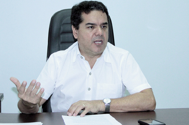 Secretário Wagner Alves: “Queremos aumentar arrecadação do município” / Fotos: Iris Roberto