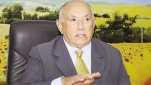 Ex-governador Siqueira Campos: desistência de candidatura num comunicado não assinado por ele | Foto: Aldemar Ribeiro/Arquivo/ATN