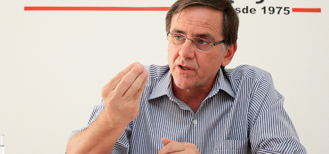 Depois de problemas com a candidatura, o ex-prefeito Antônio Gomide pode enfrentar voto útil Foto: Fernando Leite/Jornal