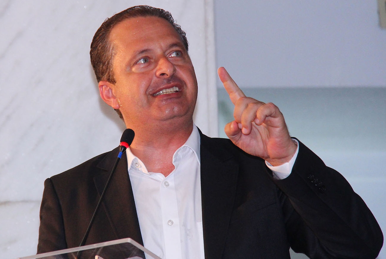 Eduardo Campos (PSB) em Brasília em abril deste ano | Foto: Fernando Leite
