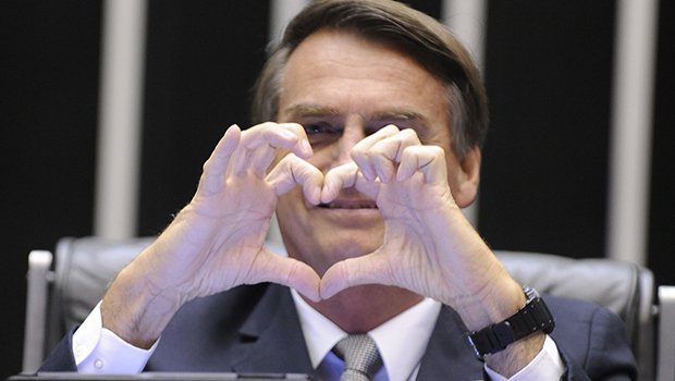 Bolsonaro, ao reencontrar a filha: Mais feliz impossível