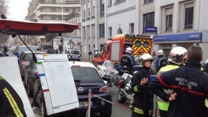 Momentos após o ataque ao jornal Charlie Hebdo, na França / Foto: William Molinié/ Twitter