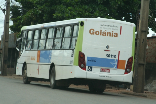 Ônibus do transporte coletivo de Goiânia: valor subiu 50 centavos