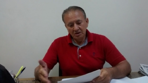 "Tá de dar dó do prefeito. Tudo o que ele vai fazer não dá certo", diz vereador Antônio Uchôa | Foto: Sarah Teófilo/ Jornal Opção