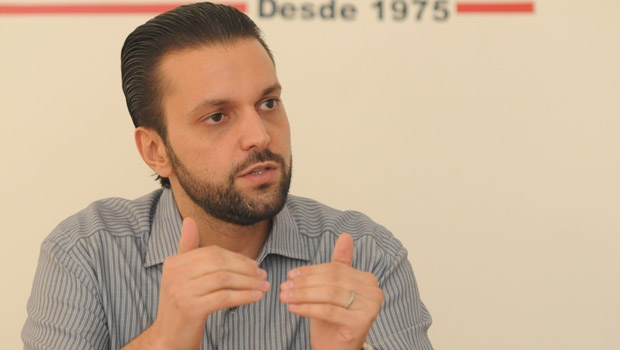 Deputado federal Alexandre Baldy deixou claro que pretendia ser presidente estadual do PSDB, mas teve intenções frustradas e saiu do pleito após almoço com o governador Marconi Perillo | Foto: Renan Accioly
