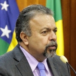 Elias nega possibilidade de aprovar projeto antes do dia 24
