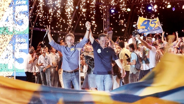 Aécio e Marconi durante a campanha de 2014, em Goiânia | Foto: reprodução / Facebook