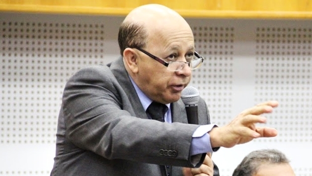 Vereador Djalma Araújo quer defender taxistas | Foto: Alberto Maia/Câmara Municipal