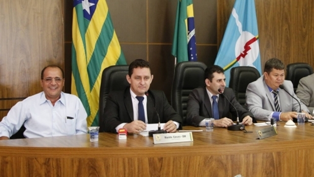 Ex-prefeito durante sessão na Câmara Municipal no começo deste mês | Foto: reprodução / Cãmara