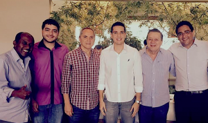 Luiz Bittencourt com Jovair Arantes e outros