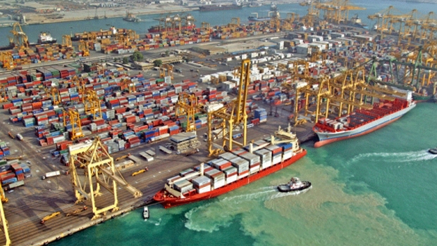 O governo do PT, ao financiar o Porto de Mariel, está bancando o crescimento e o desenvolvimento de Cuba. Já os portos brasileiros estão superlotados | Divulgação