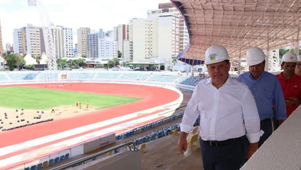 Governador vistoria a obra do Centro de Excelência | Foto Henrique Alves