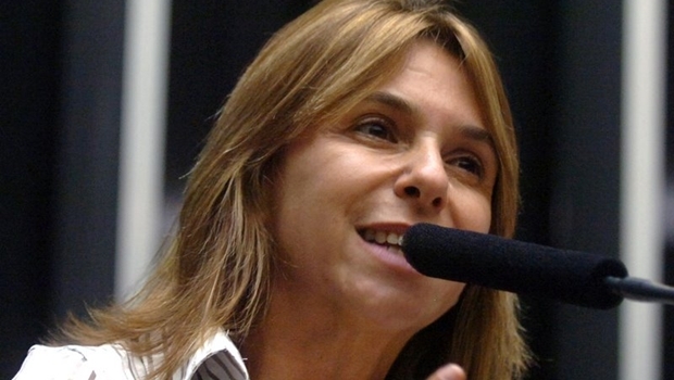 Enquanto era deputada federal, Solange Almeida teria apresentado requerimentos que seriam, de acordo com a PGR, de autoria do deputado Eduardo Cunha | Foto: Reprodução