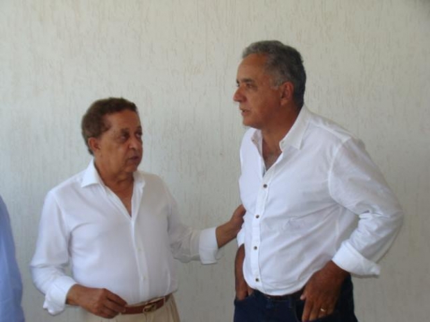 Divino Lemes e Walter Paulo foto do facebook 12961725_558506470997767_4871992966024791623_n