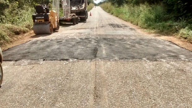 Agetop realizou manutenção do trecho da GO-142, no fim do perímetro urbano do distrito de Mata Azul, em Montividiu do Norte | Foto: Comunicação Setorial da Agetop