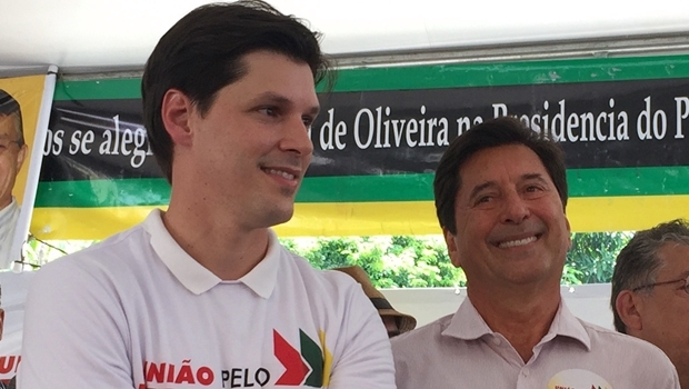 Daniel e o pai, Maguito Vilela | Foto: Alexandre Parrode
