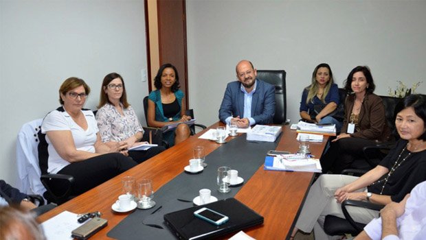 Secretário de Saúde, Marcos Musafir, em reunião com diretoria do HCor | Foto: Divulgação
