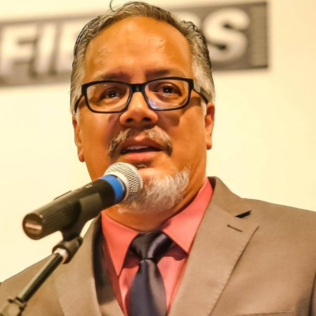 JulioRibeiro, diretor da revista "Press", foi agredido por um ex-dirigente do time do Internacional, de Porto Alegre | Foto: De seu Facebook