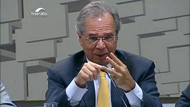 "Sistema previdenciário atual é perverso", diz Guedes na Câmara