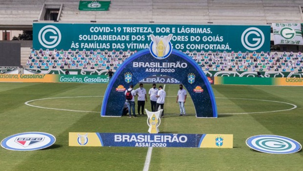 O futebol brasileiro tem que parar - Jornal Opção