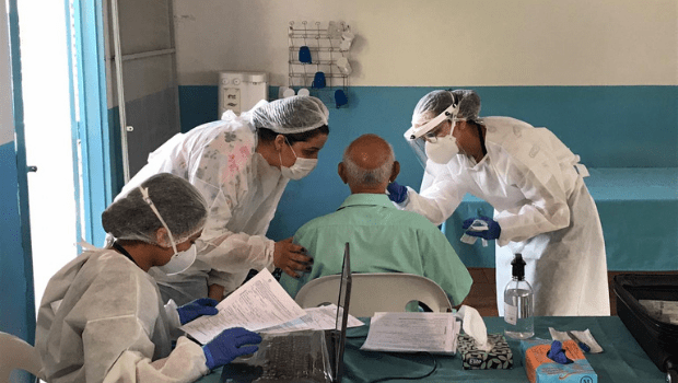 Idoso é testado contra o coronavírus em abrigo da região Noroeste de Goiânia