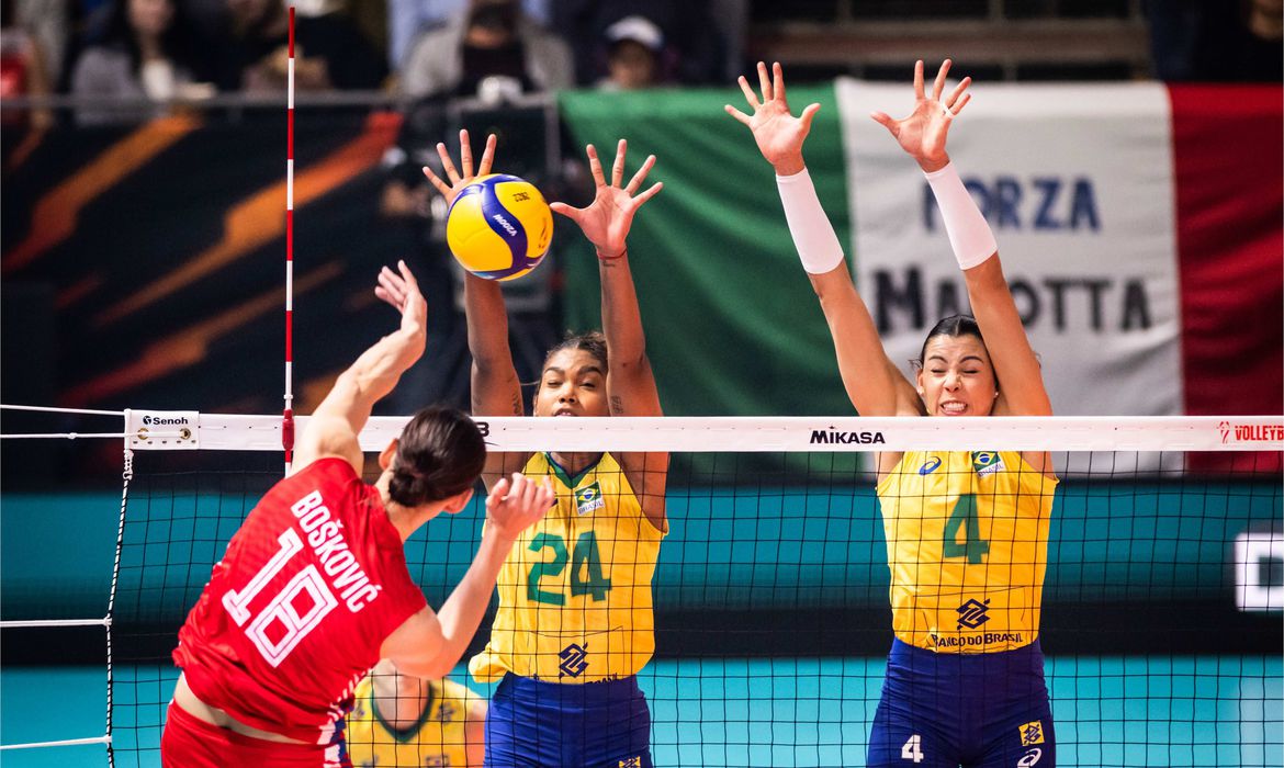 Seleção feminina de vôlei fica com a medalha de prata no Campeonato Mundial  — Rede do Esporte