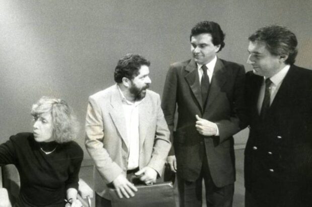 Lula e Caiado conversam em debate da TV, em 1989 | Foto: arquivo Jornal Estado de S. Paulo