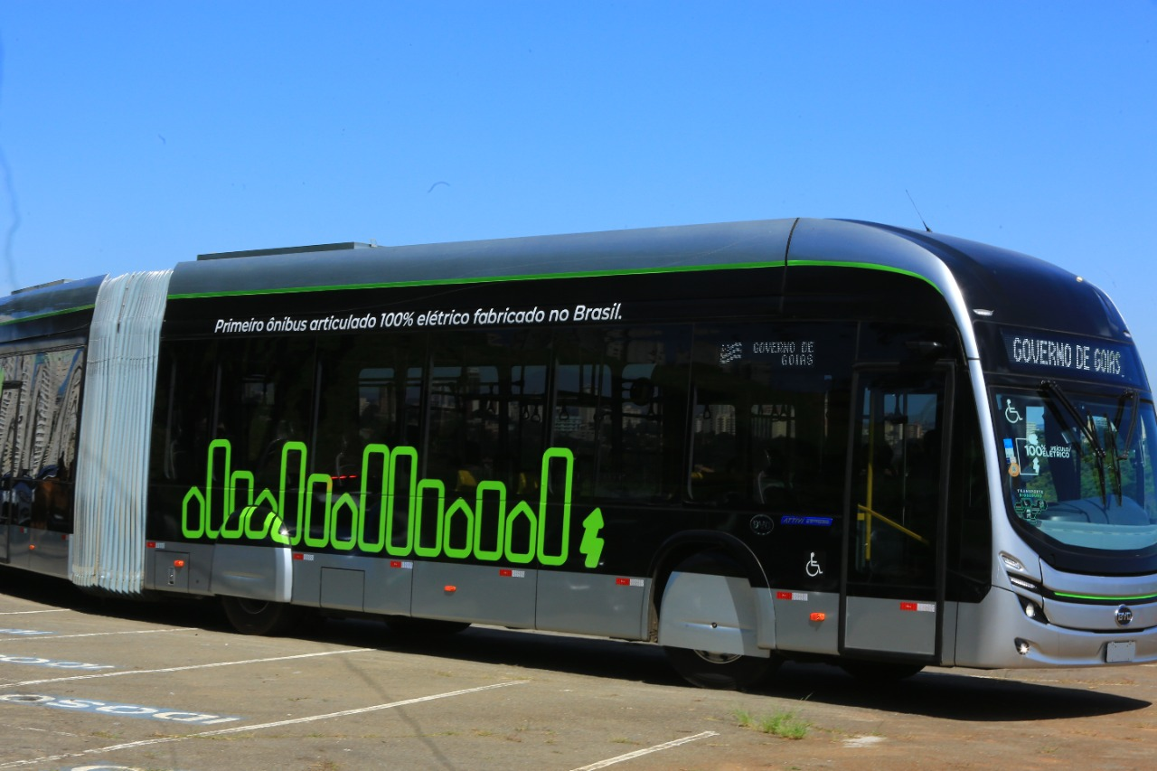 Ônibus elétrico