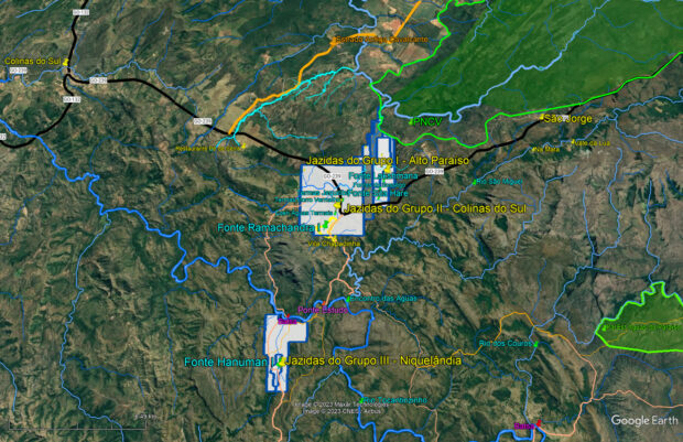 Localização dos três grupos de jazidas de águas quentes identificadas nas Pesquisas do
Projeto Termais Chapada dos Veadeiros na divisa dos municípios de Colinas do Sul, Alto Paraíso e Niquelândia