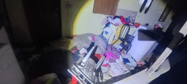 Quatro crianças abandonadas em situação de vulnerabilidade